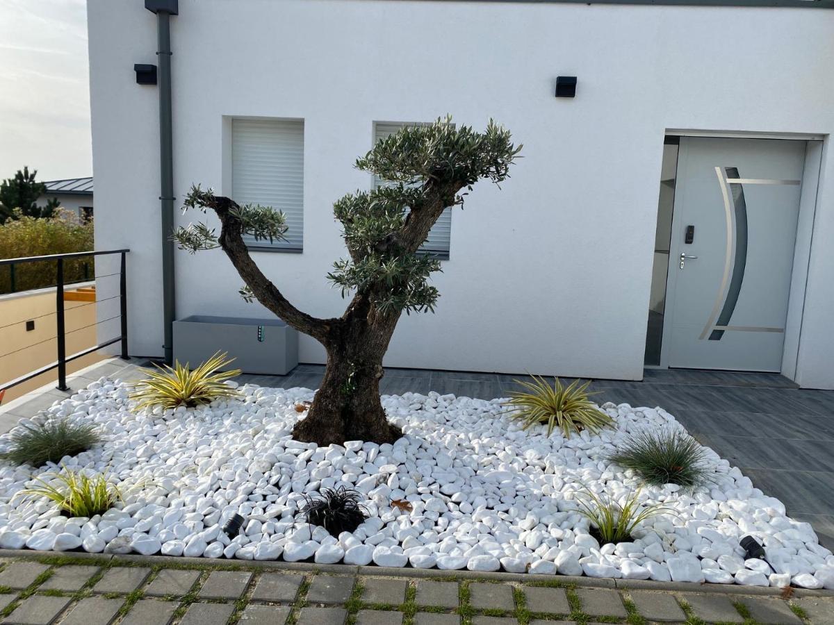 La Villa Perchee Calme, Sauna, Parking Prive Saint-Prix  Экстерьер фото
