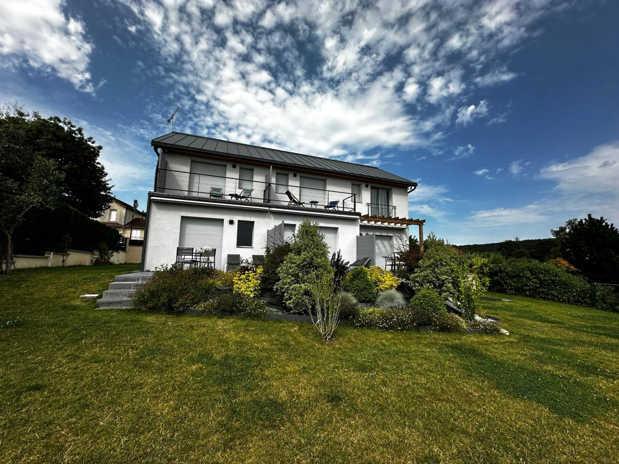 La Villa Perchee Calme, Sauna, Parking Prive Saint-Prix  Экстерьер фото